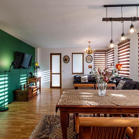Roman Thermae 2Bdrm Sunny Apartment Βάρνα Εξωτερικό φωτογραφία