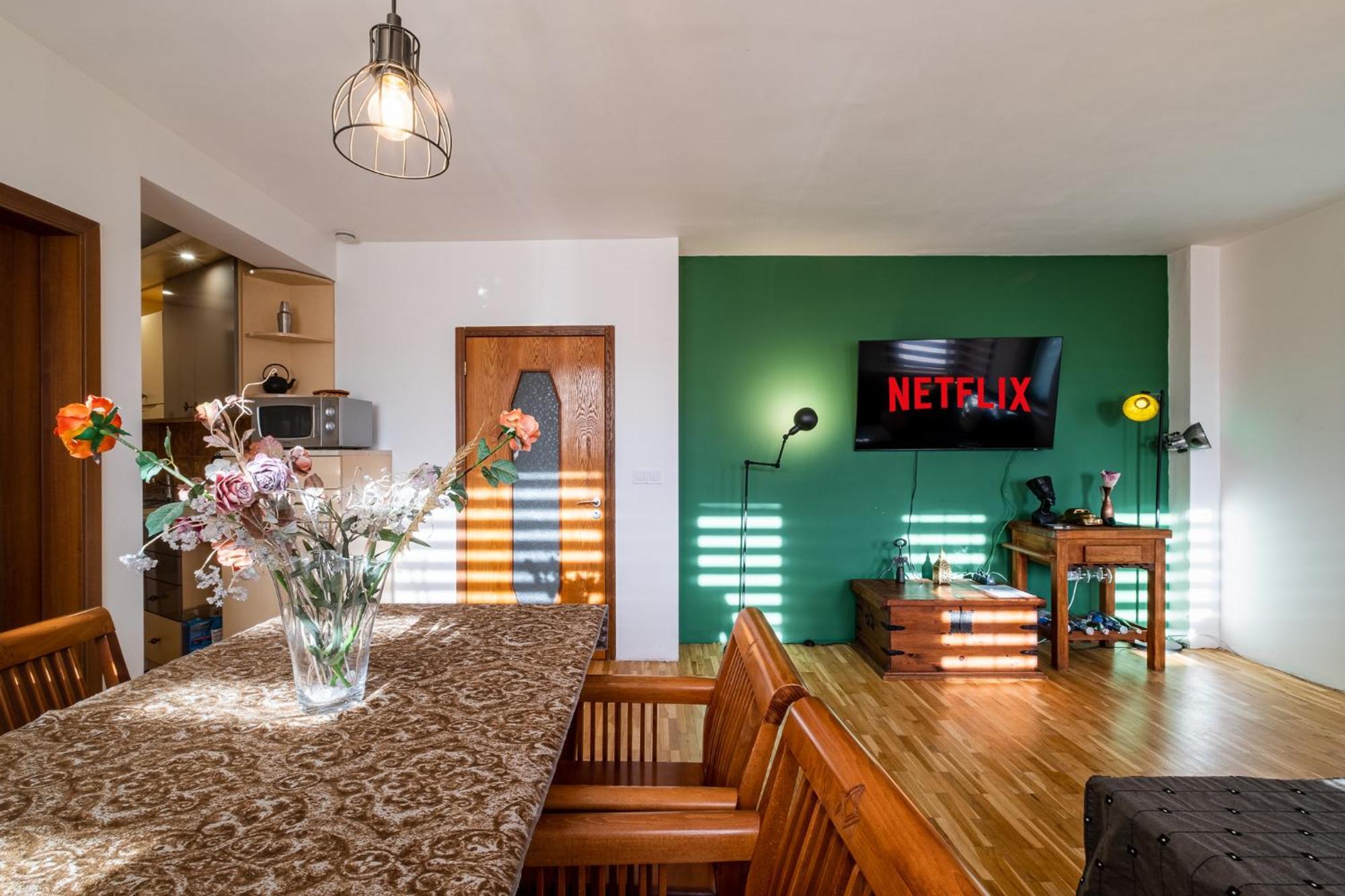 Roman Thermae 2Bdrm Sunny Apartment Βάρνα Εξωτερικό φωτογραφία