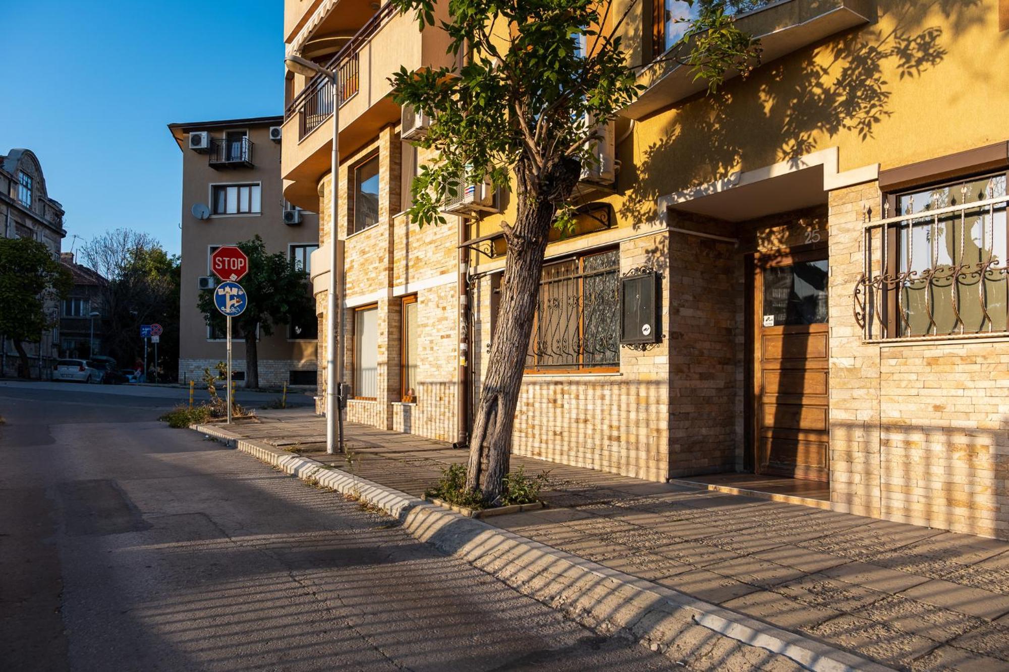 Roman Thermae 2Bdrm Sunny Apartment Βάρνα Εξωτερικό φωτογραφία